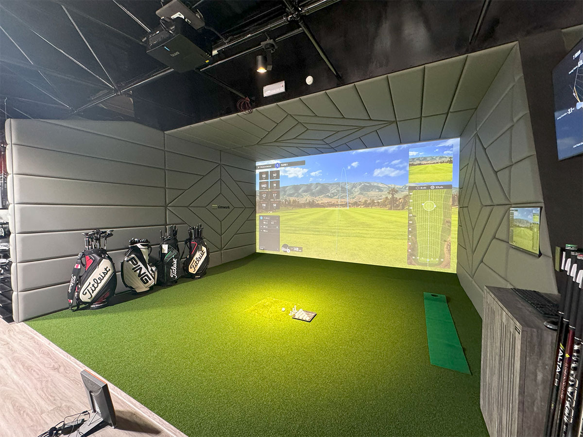 Golf Superstore Umm Suqeim – Our Showroom – Two Simulators